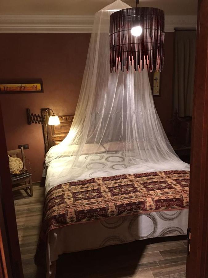 Casa Del Trotamundos Guest House Villamayor de Campos Luaran gambar