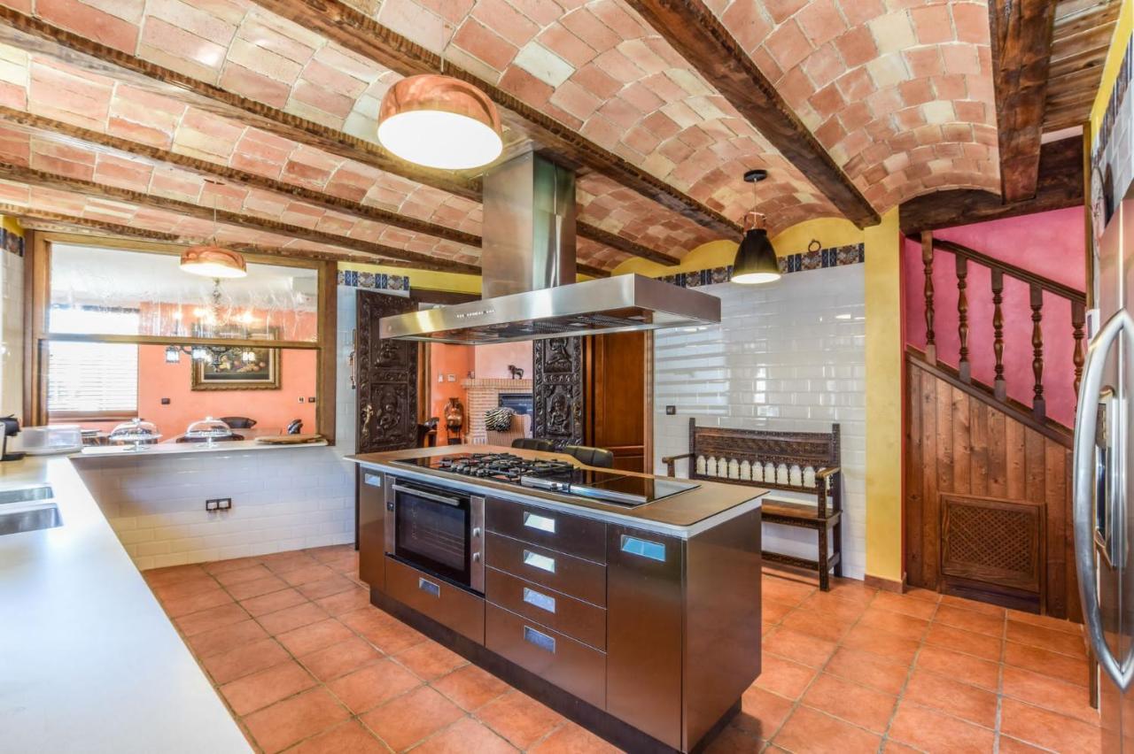 Casa Del Trotamundos Guest House Villamayor de Campos Luaran gambar