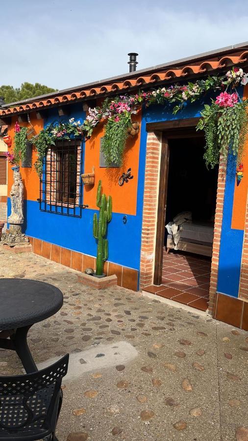 Casa Del Trotamundos Guest House Villamayor de Campos Luaran gambar