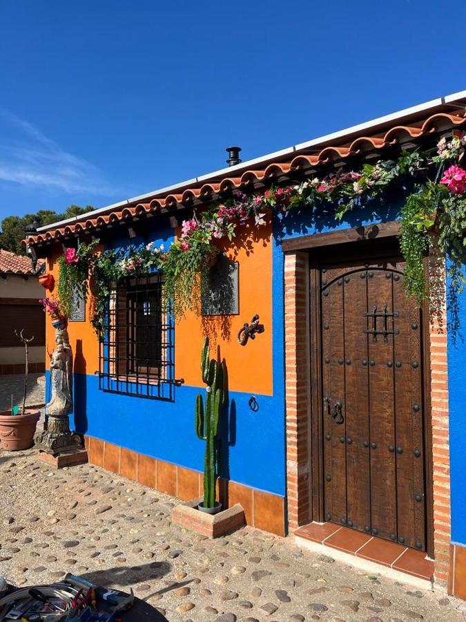 Casa Del Trotamundos Guest House Villamayor de Campos Luaran gambar